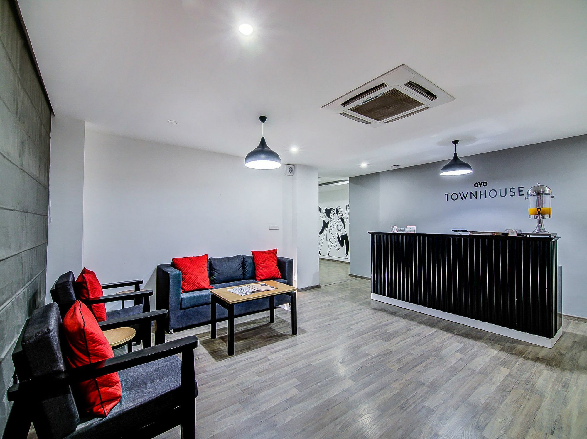 Oyo Townhouse 034 -Halcyon Hitech City Road Хайдарабад Экстерьер фото
