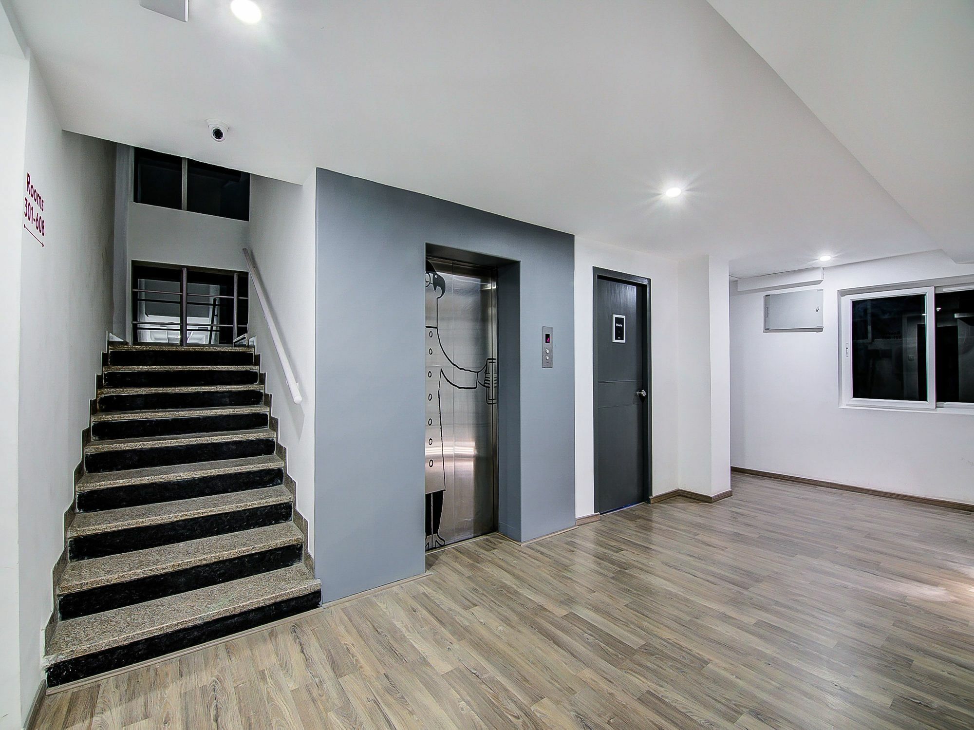 Oyo Townhouse 034 -Halcyon Hitech City Road Хайдарабад Экстерьер фото