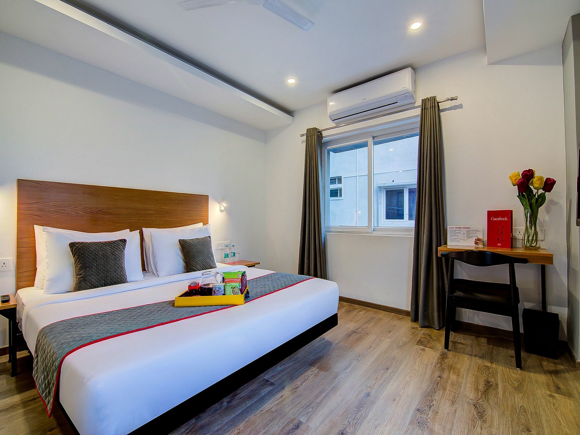 Oyo Townhouse 034 -Halcyon Hitech City Road Хайдарабад Экстерьер фото